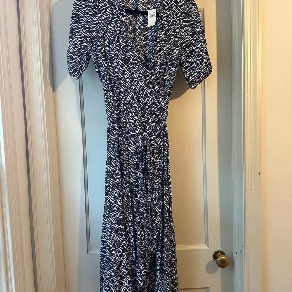 GAP Blue and White Puff Sleeve Wrap Midi Dress